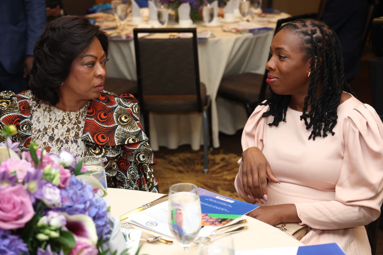 Primeira Dama da República, Ana Dias Lourenço, participa no Jantar oferecido pela Primeira Dama da Serra Leoa e Presidente da OAFLAD, Fátima Bio